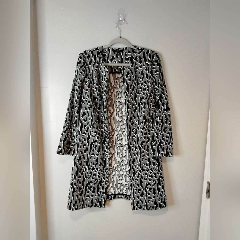 Stylish Black and White Women's Coat